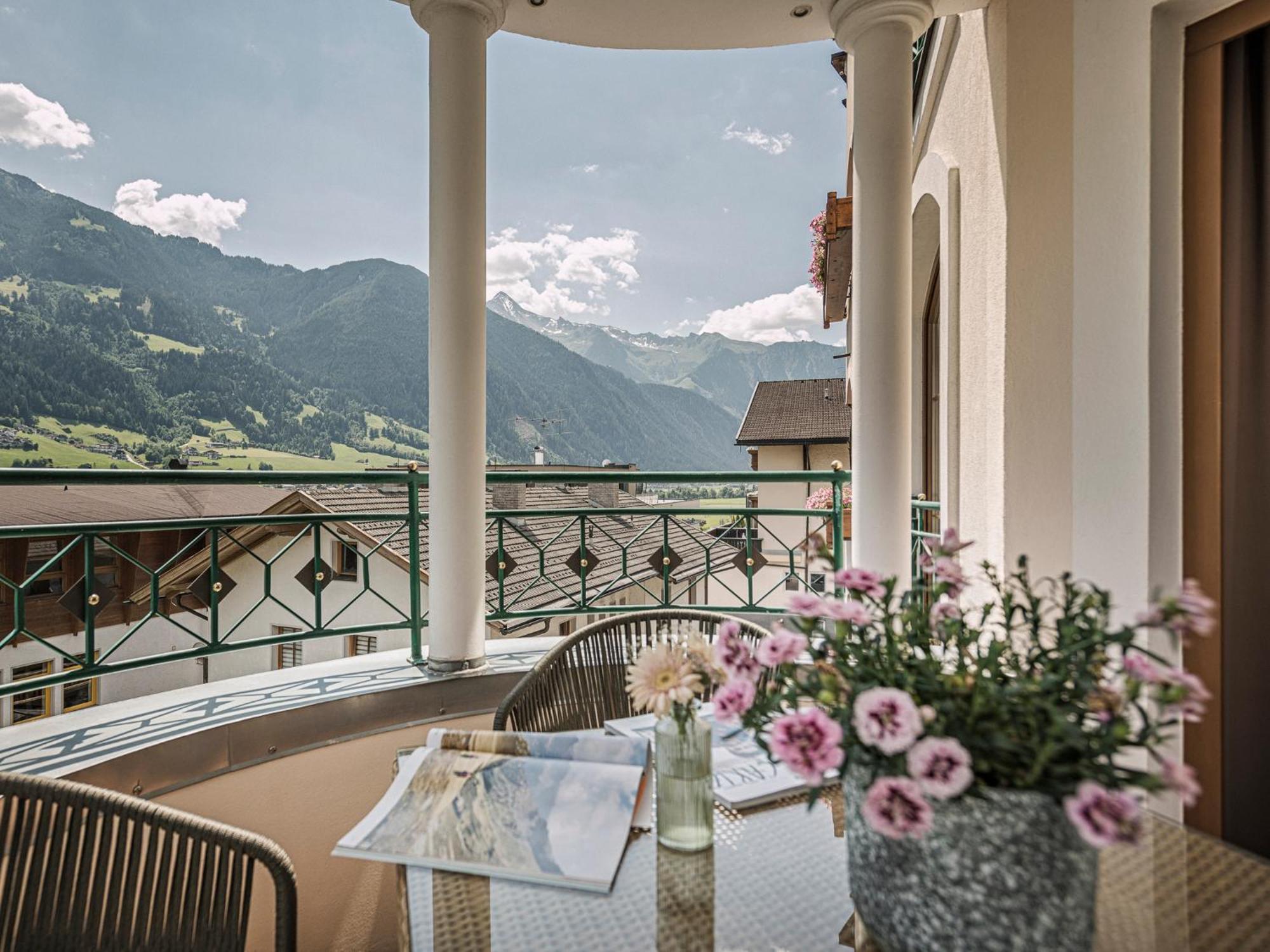 Hotel Sieghard Zillertal Hippach Exterior photo