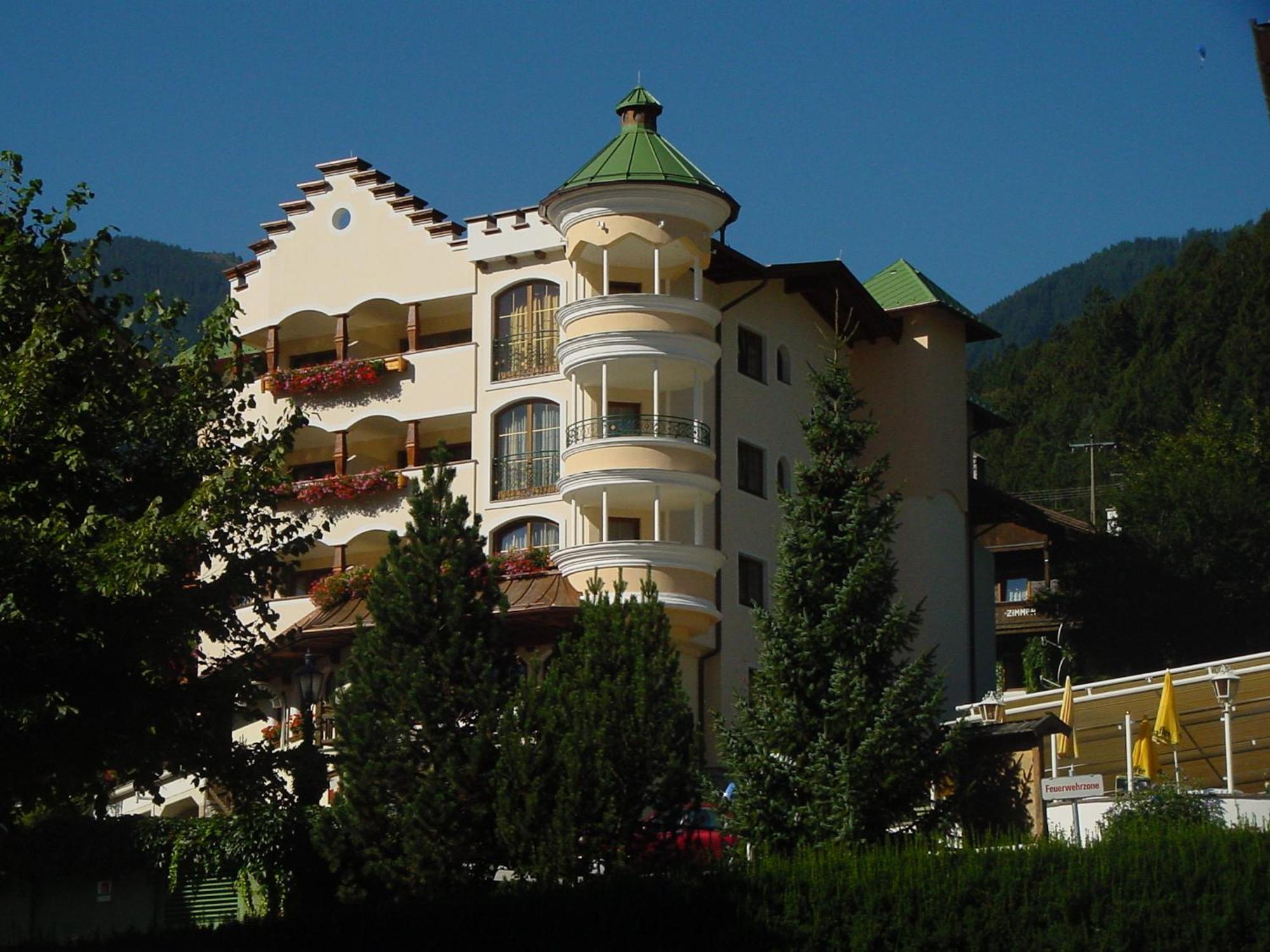 Hotel Sieghard Zillertal Hippach Exterior photo