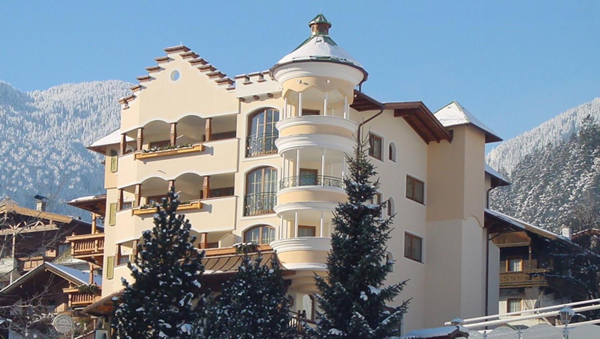 Hotel Sieghard Zillertal Hippach Exterior photo